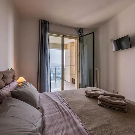 5 Stars Apart Sea View Genoa Exterior photo
